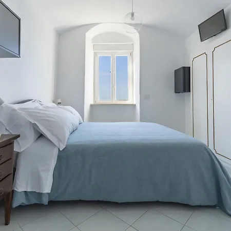 La Prora 3* Κάπρι